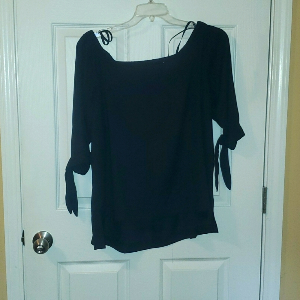 LOFT Black Off Shoulder Blouse Size L